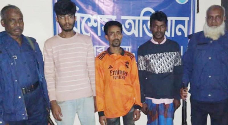 দুই যুবকের নামে ২১ মাদক মামলা!